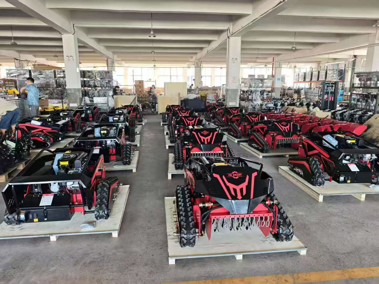 Celebrating the Export of 20 Diesel Remote Control Mowers to Thailand – A Testament to Quality and Innovation