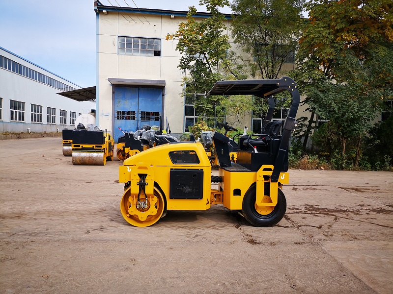 4 Ton Vibratory Roller - 30KN Force, 27KW Changchai Engine, Full Hydraulic CVT, 1300mm Working Width