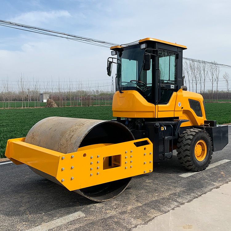 8 Ton Full Hydraulic CVT Single Drum Vibratory Roller with Air-Conditioned Cab